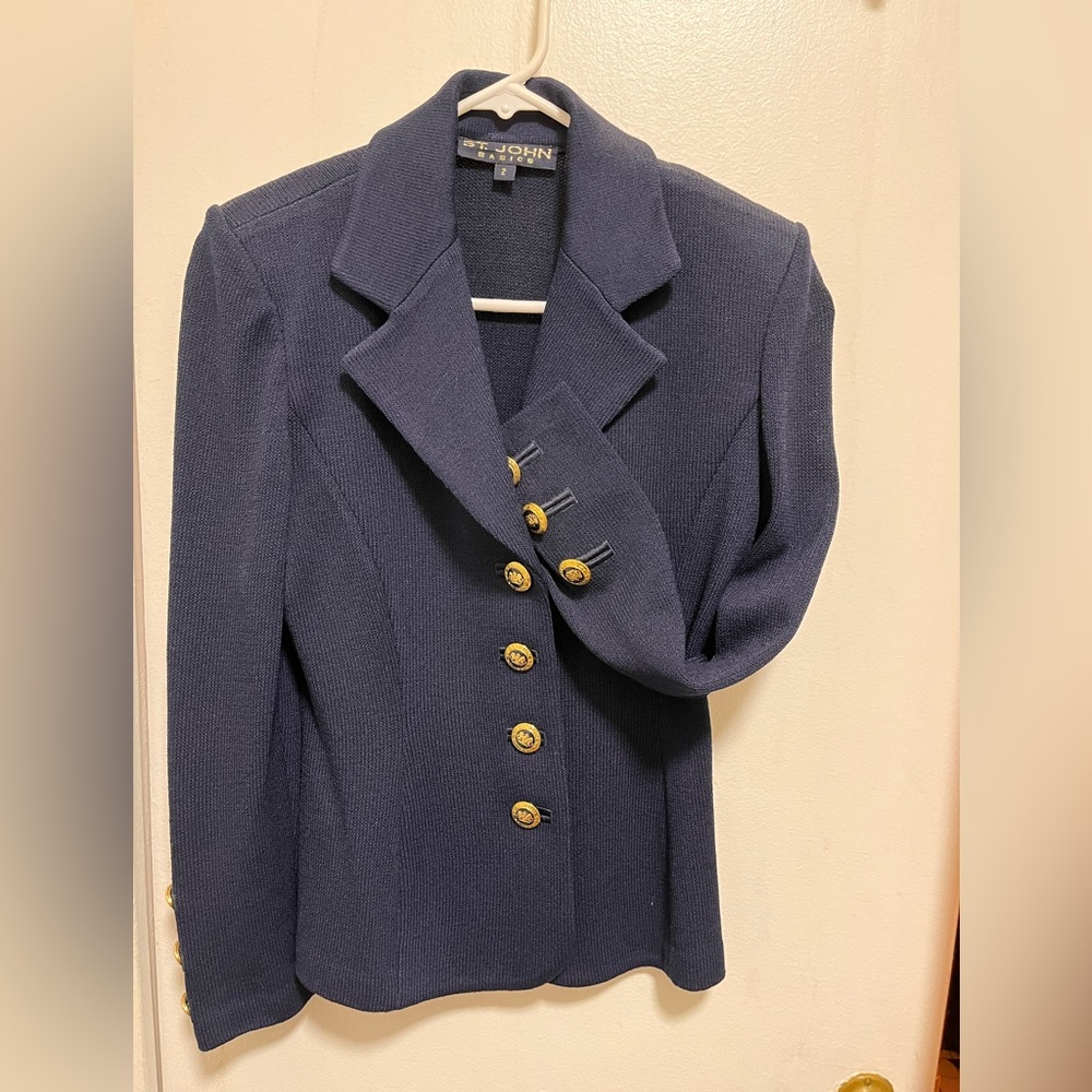 St John navy short blazer